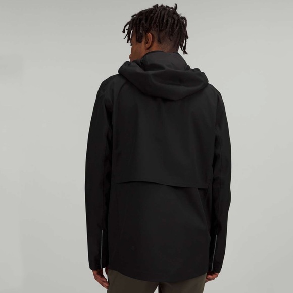 Lululemon Outpour StretchSeal Field Black Jacket - Picture 3 of 8